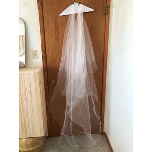 BHLDN Adelinda Cathedral Veil